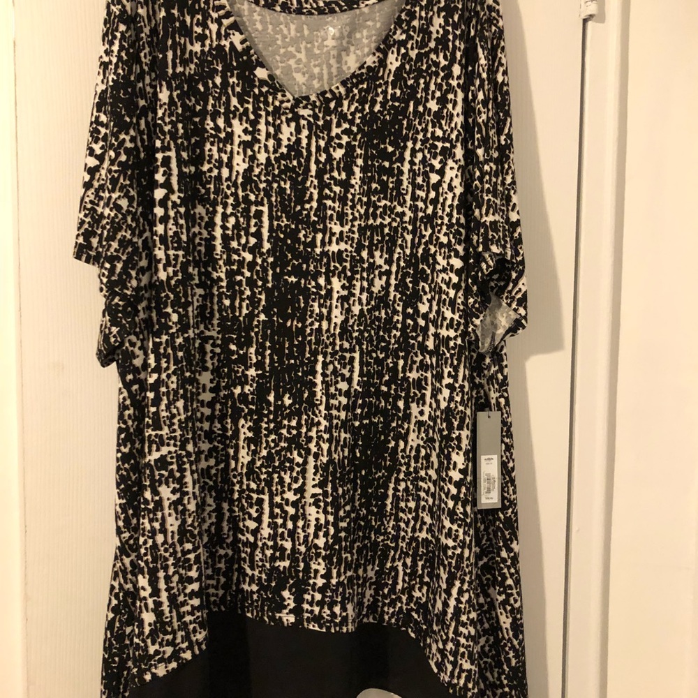 Brand New Apt. 9 Short Sleeve Printed Blouse